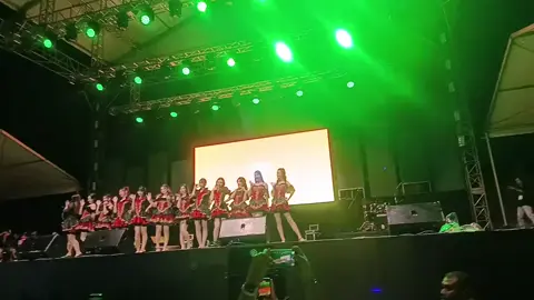 Eureka Milik Kita | JKT48 Batam Youth Fest 090825 @jkt48.official  #jkt48 #jkt48newera #batam #batamevent #batamyouthfest2025  Source: @call_hafiz 