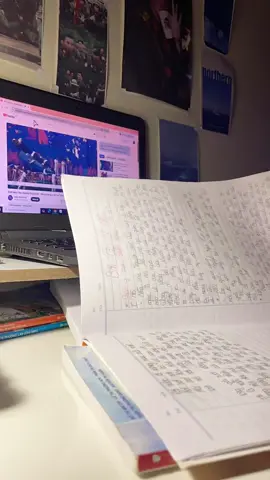 Khóc vì văn là có thật😭#hoctap #thichuyen #studywithme #xh 