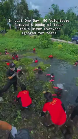 #clean #cleanriver #river #garbage #fyp 