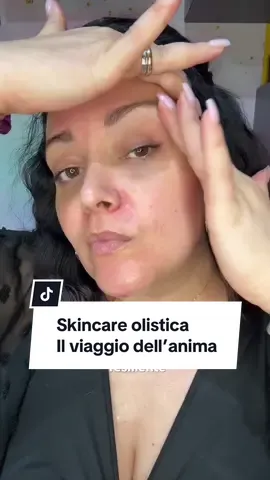 Il viaggio dell’anima attraverso la Skincare olistica✨ #skincareolistica #makeupalchemist #tiktokmademebuyit #neuroestetica #robertatrabucco 