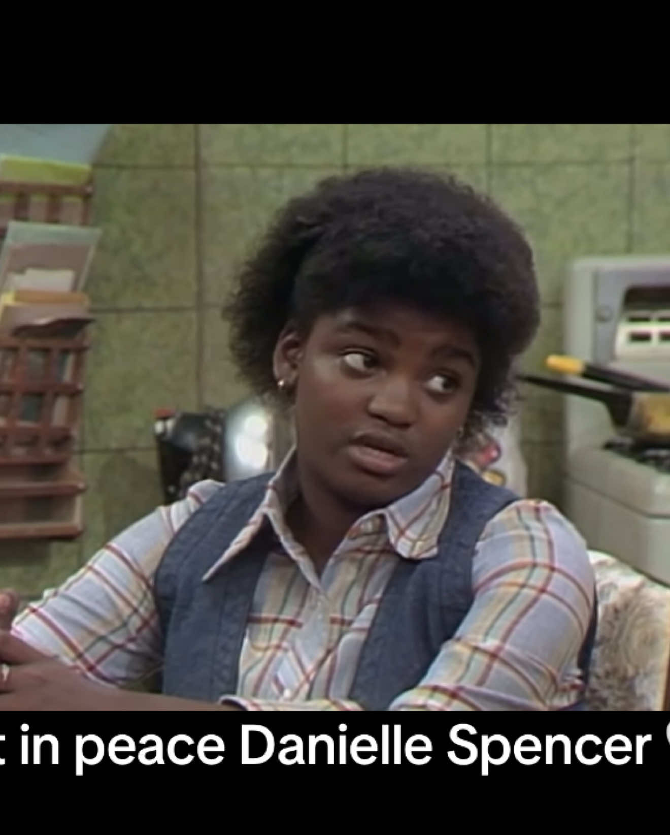 Danielle Spencer was an American actress and child star best known for her role as Dee Thomas on the ABC sitcom What's Happening! has passed at age 60. #daniellespencer #whatshappening #greif 