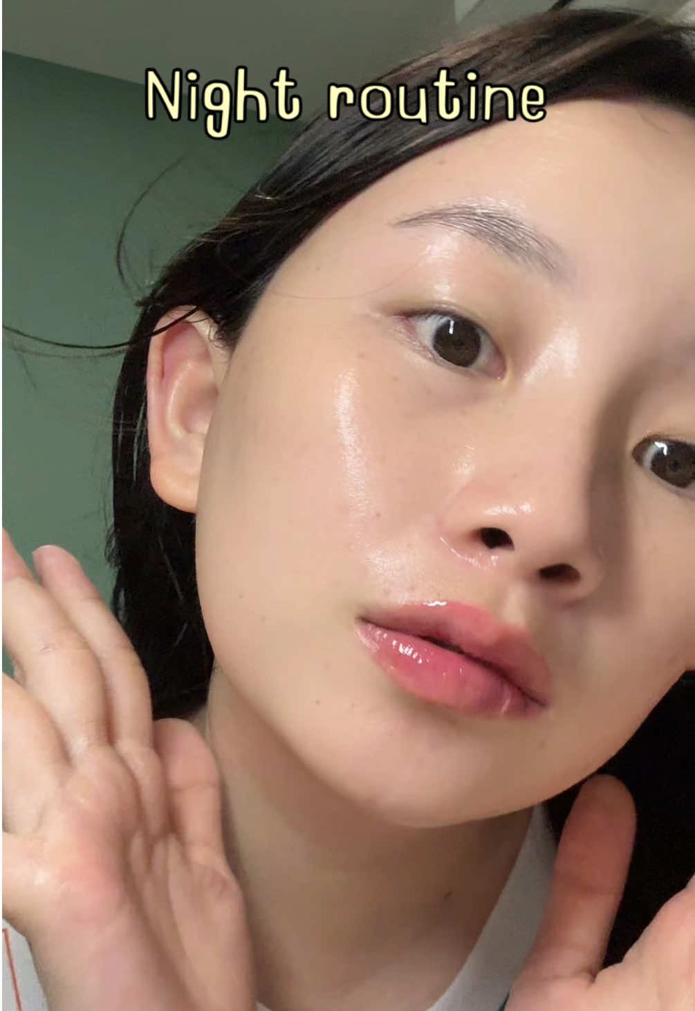Self care 101 | Night routine 🫧✨🛏️#nightroutine #SelfCare #moisturizer #beautytips @SkintificTH @La Roche-Posay 