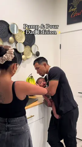 Football season won’t stop him being a dad though😂👀🍼🏈  @Mason Muong #dadsoftiktok #momoftiktok #husbandandwife #pumpandpour #breastmilk 