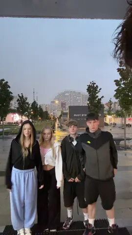 @tanyaxxx88 @archibald686  @Александр 