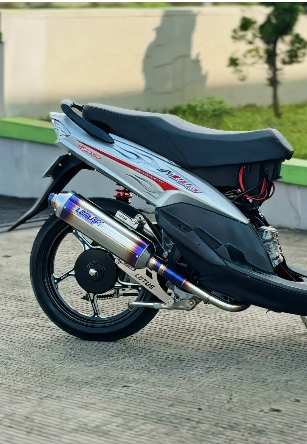 kanlpot lotus terbaru emang gacor dan padat di motor 5TL, knalpot type SC.01 BLUE #knalpotlotus #mio #miosporty #mioproper #miosmail 