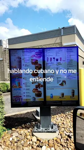 #cubano #lajugada #diezpiececitas ##fyp #chickennugets 