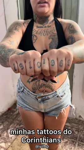 Boa boa meus fiéis ⚫⚪💉 Hoje vim mostrar minhas tattoos do Coringão! E vocês, já eternizaram o amor pelo Timão na pele? 🦅🔥 #Corinthians #FielAtéOMarco #TattooDoTimão 