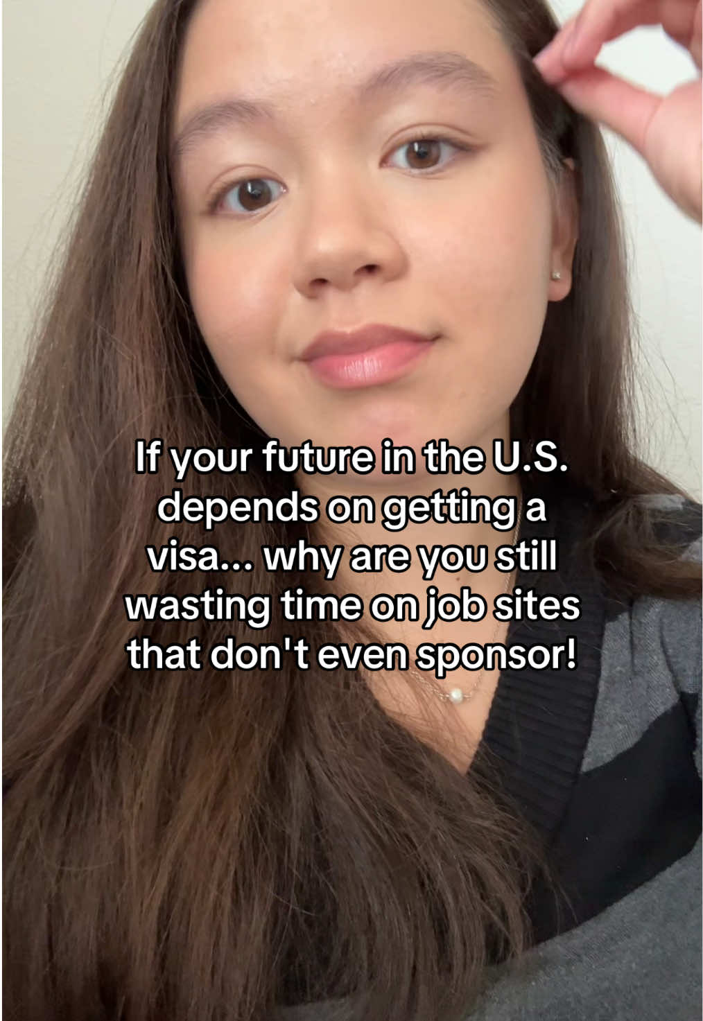 This site literally only shows jobs that sponsor visas 👀 save this 📌  #migratemate #internationalstudent #usa #visasponsorship #opt 