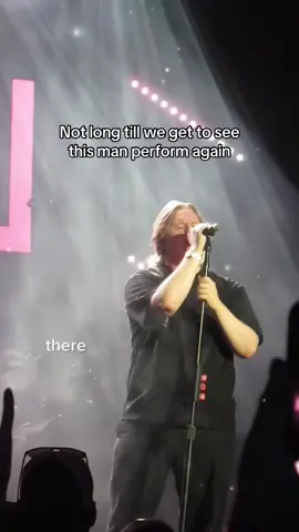 whats everyone favourite song from lewis?? #lewiscapaldi 