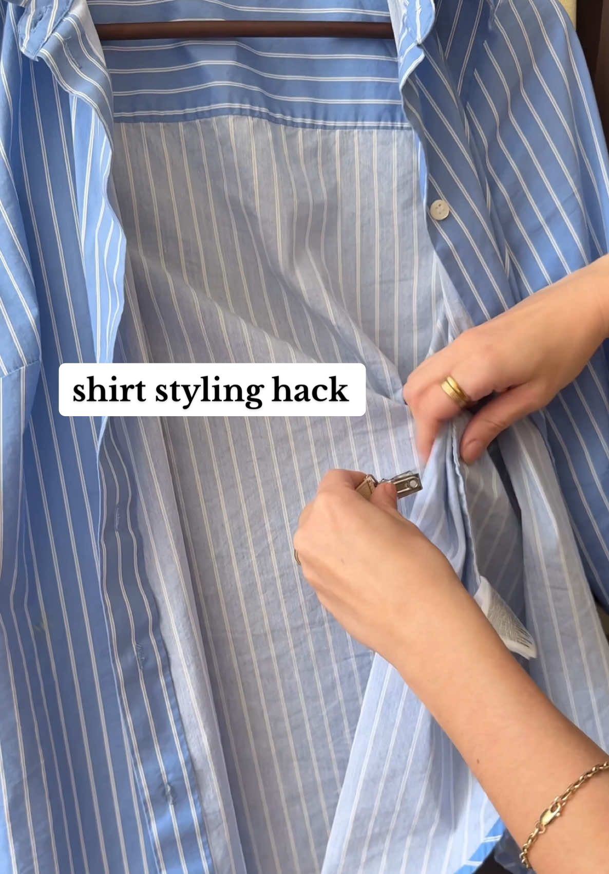 How to actually use these waist cinchers - an easy hack 🫶 #fashiontips #ukfashion #styletips 