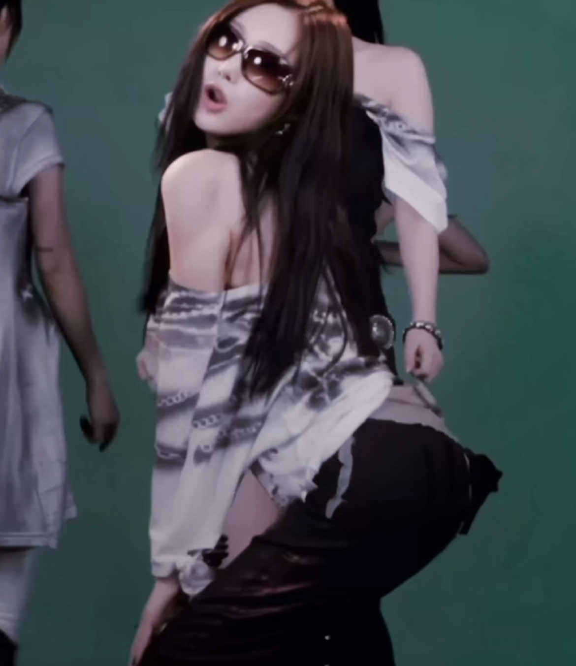 why tiktok making these stupid updates... five tags ain't enough to make me not to flop... #giselle #giselleedit #Kpop #xyzbca #fypシ゚viral 