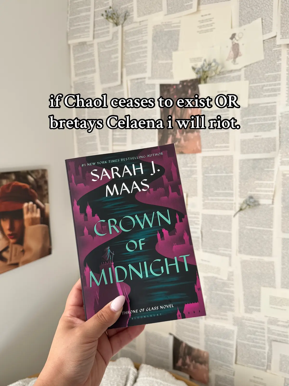 on chapter 25 by the way  #throneofglass #crownofmidnight #celaenasardothian #chaolwestfall #celaenaandchaol  