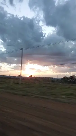 caminhando de vitória em vitória  #pordosol #fe #Deus #milagres #vivendo 