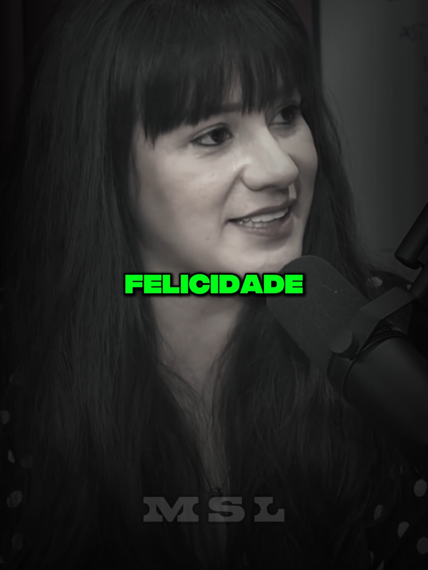 Uma pessoa feliz não tem o melhor de tudo, ela torna tudo melhor! #motivação #frasesmotivadoras #reflexão