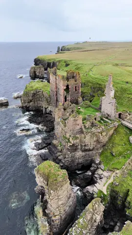 Scotland 🏴󠁧󠁢󠁳󠁣󠁴󠁿  The locations in order as they appear: 1. Inverness 2. Girnigoe Sinclair Castle 3. Caerlaverock Castle 4. Castle Fraser 5. St. Conan’s Kirk 6. Kilchurn Castle 7. Dunrobin Castle 8. Duntrune Castle 9. Carbisdale Castle 10. Old Keiss Castle 11. St. Mary & St. Finnan Church 12. Dunnottar Castle 13. Tantallon Castle 14. Old Man of Storr 15. Holyrood Abbey 16. Crawford Priory 17. Glenfinnan Viaduct  18. Tolquhon Castle 19. Castle Tioram 20. Castle Leod #Scotland #travel #castle #bucketlist #beautifuldestinations 