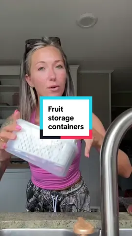 The multiple sizes is actually so helpful #storage #foodstorage #fridgestorage #fruit #veggies 