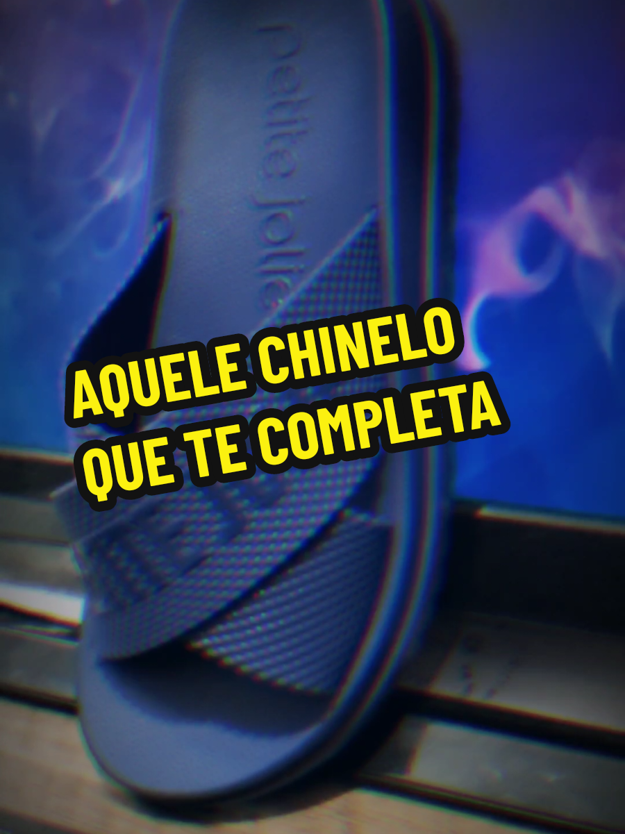 Então você estava procurando um chinelo lindo e confortável pra você se destacar!  lhe apresento esse da Petite Jolie que além de tudo ainda dá pra usar com meia 🥰😱.  #LL #PETITEJOLIE #CHINELO #MODA #PAICANDU #PAIÇANDU 
