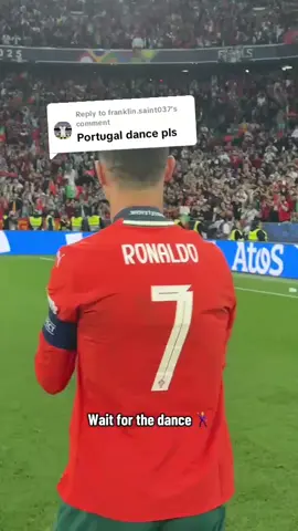 Replying to @franklin.saint037  Portugal dance 🕺💃 #trendingvideo #portugal #fyp #foryoupage #foryou 