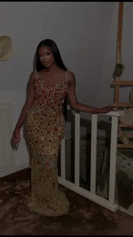 3 jours… c’est tout ce qu’on avait pour créer ma robe de mariée 😳💍 @Luxury évents   #mariage #wedding 🇨🇩🇨🇬#congolesewedding #weddingday #weddingdress 