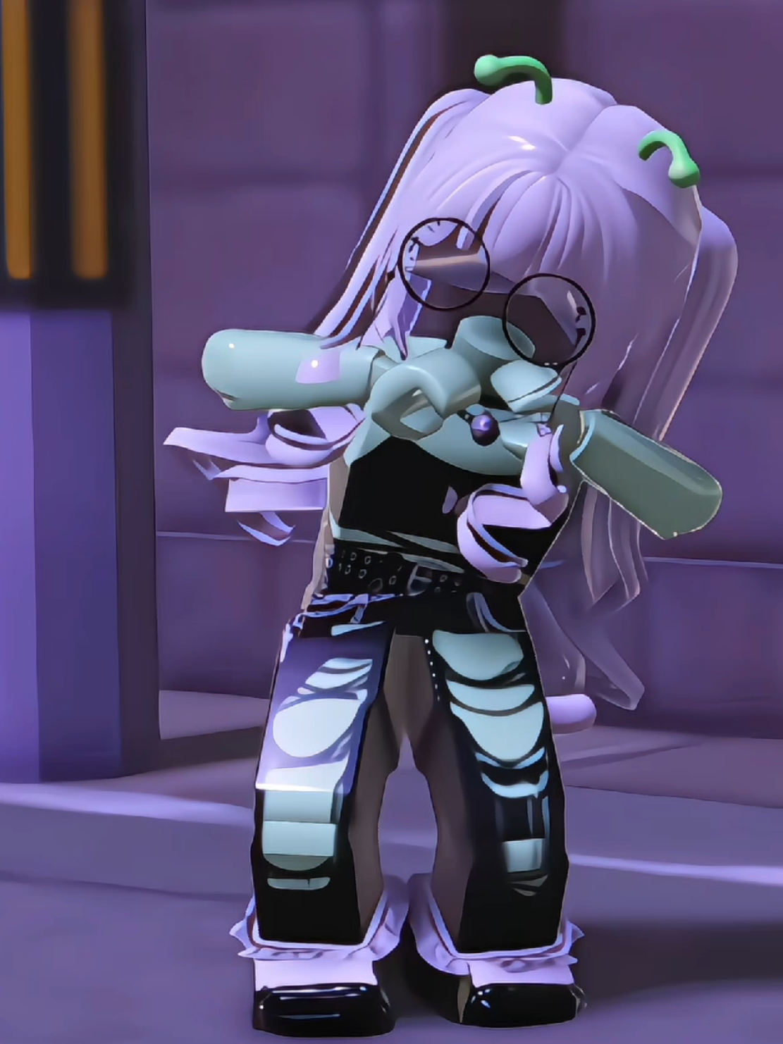 🤭Baila señorita! ✨🫣 CON: @MrUserE  #rhdancestudioroblox #robloxdance #robloxfyp  #robloxviral #robloxtrend 
