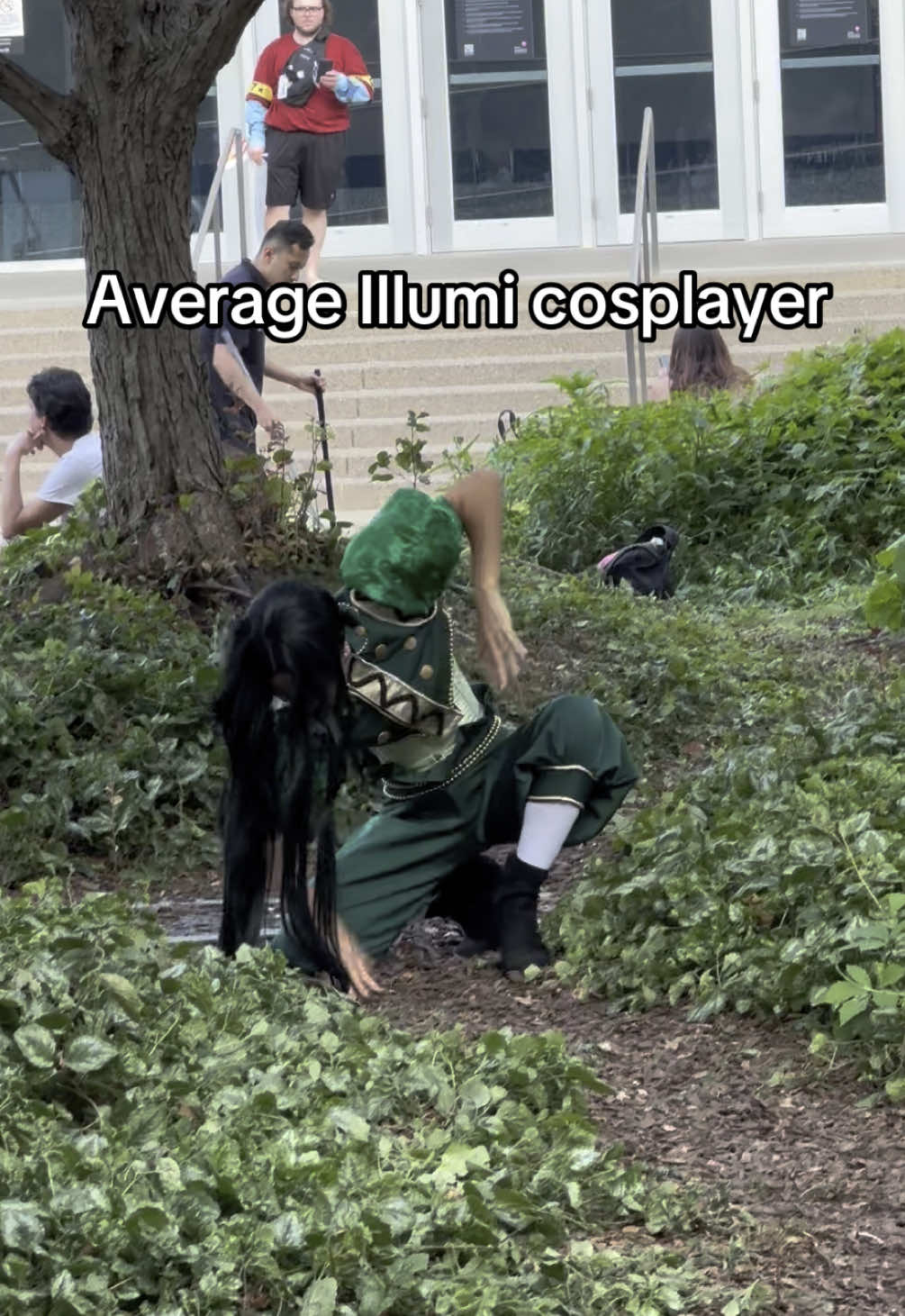I love when cosplayers stay in character lol #hunterxhunter #hxh #illumi #illumizoldyck #cosplay #otakuthon #animetiktok #cosplaytiktok #viral #fyp 