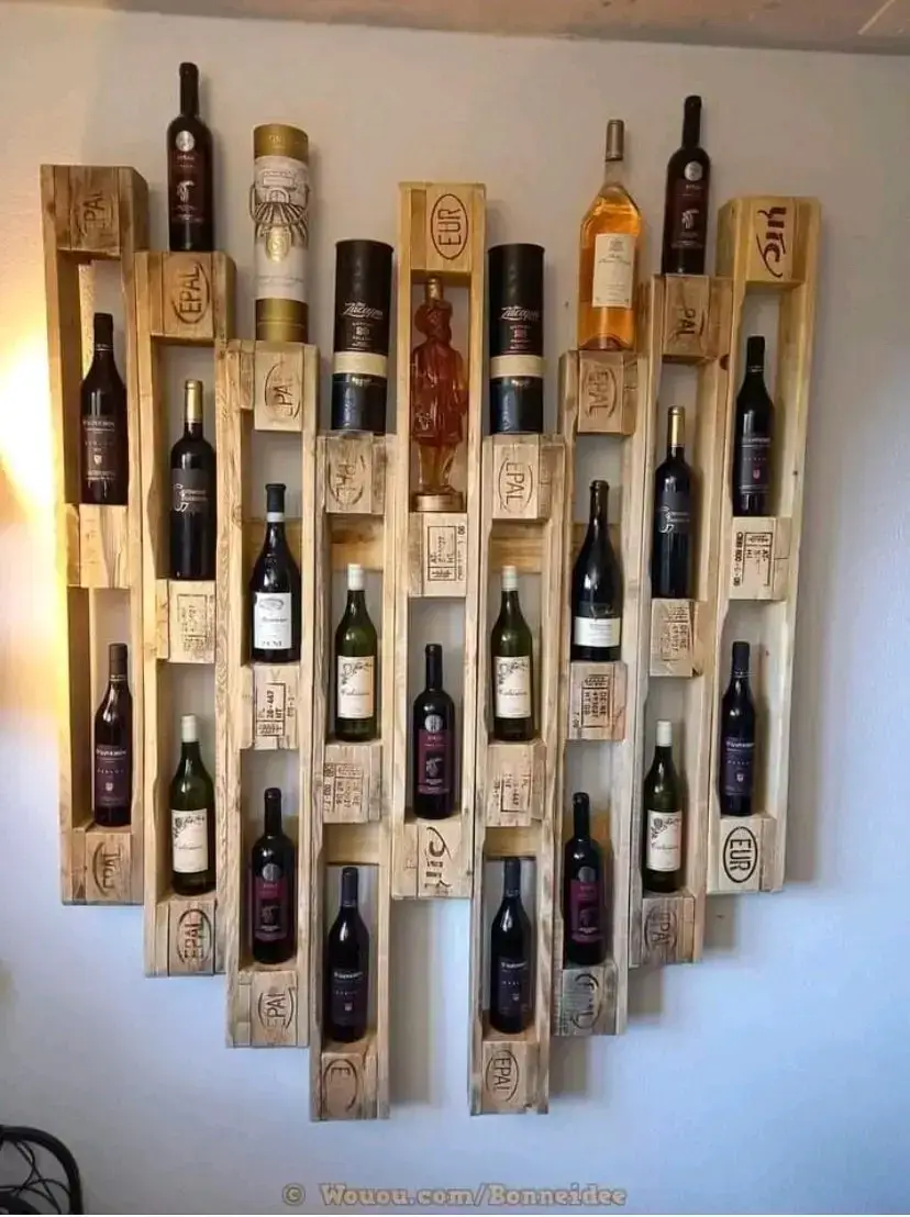 Make Amazing projects with step by step plans.. Even if you don't have a large woorkshop or expensive tools the link in bio #Woodworkingproject #woodworkforall #woodworkingtools #woodworkerlife #woodworkingschool #woodcuttingboard #woodturning_best #woodworkinginstagram #woodworkinggirl #woodworkingfun #woodwork #woodqorkingakills #woodworking_art #woodworkingideas #woodworkingcommunity #finewoodworking #usa_of_america #united_states #united_kingdom 🇺🇸