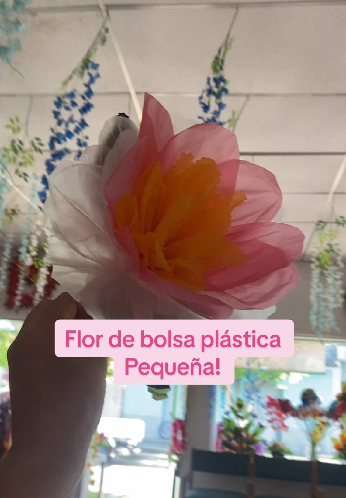 Respuesta a @user5133872738112  FLORES DE BOLSAS PLÁSTICAS PEQUEÑAS! #manualidadesfaciles #ideas #artefloral #creatividad 🌹💐🌷🎀🌺🙌🥰