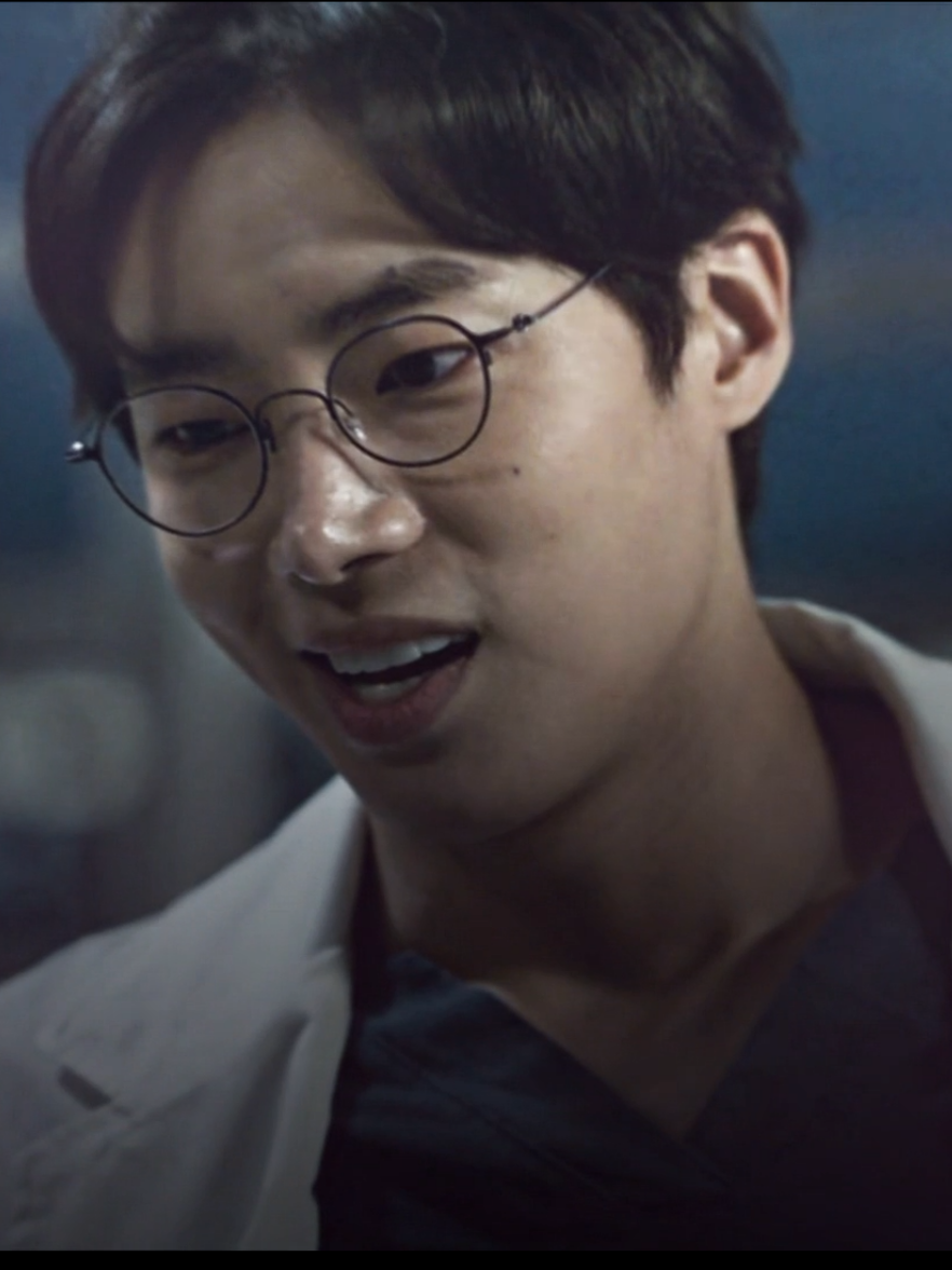 he's so cute im gonna eat him (out) [ ac veaaudios spc taedae.scp cc josphsfilms ] #thetraumacodeheroesoncall #yangjaewon #chooyoungwoo #kdrama #jihoonsfx 
