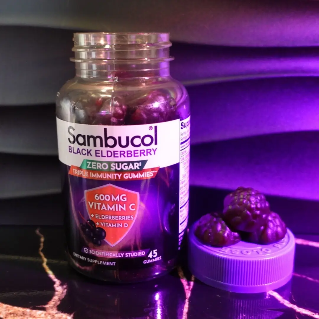 I'm obsessed with these @Sambucol | Immune Support 🇺🇸 Zero Sugar Triple Immunity Gummies! They have a deliciously fruity taste with just the right amount of tanginess. The texture is a bit stiff and chewy, but I enjoy them nonetheless. I appreciate that they're sugar-free and don't leave any weird aftertaste. Plus, they're packed with amazing ingredients like elderberry, vitamin C, and zinc. It's great to give my family something that not only supports immunity but also tastes amazing. Definitely a daily favorite! #explore #blackelderberry 