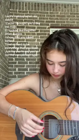 I’m not letting anyone forget how absolutely heartbreaking Olivia’s songwriting is! - Ignore the fact that I’m a bit sick #cover #oliviarodrigo #guitarcover #singing 