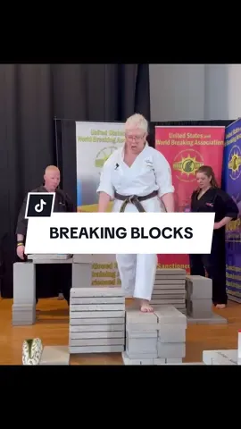 Breaking the concrete blocks 😯 #martialarts #cement #stomping Via pointfighterlive/IG