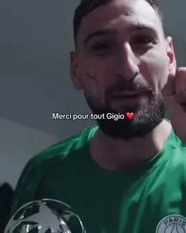 Notre héros, on ne t’oubliera jamais ❤️💙 #donnarumma #saves #psg #parissaintgermain #ucl #championsleague #football #fyp #foryoupage❤️❤️ 