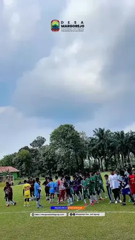 festival sepak bola u12 piala dispora provinsi lampung yang diadakan dilapangan desa margorejo kecamatan jatiagung lampung selatan semoga dapat bermanfaat dalam penggalian bakat anak muda kita dalam olahraga sepak bola  dilampung#sepakbola #sepakbolau12 #dispora #lampung #fyp 