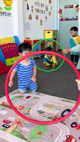 ✏️ MELINTASI GELUNG ⭕️  👧🏻 1-2 TAHUN 🖇️ Meningkatkan kemahiran motor kasar kanak-kanak #taska #kidsactivities #funlearning #insanpintar #foryou 