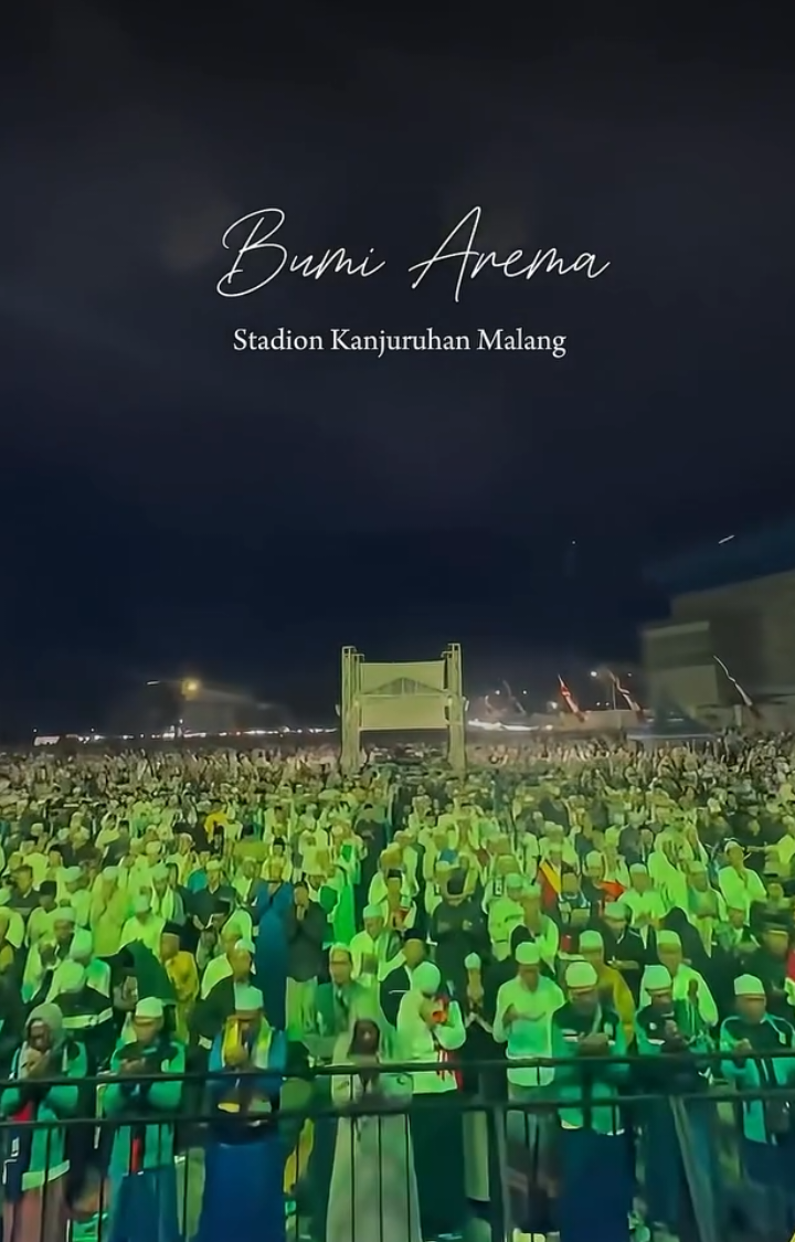 Tiada puncak ketenangan selain Mahalul qiyam🤲#sholawat #riyadluljannahpusat #malangbumiaremania #stadionkanjuruhan #fyp 