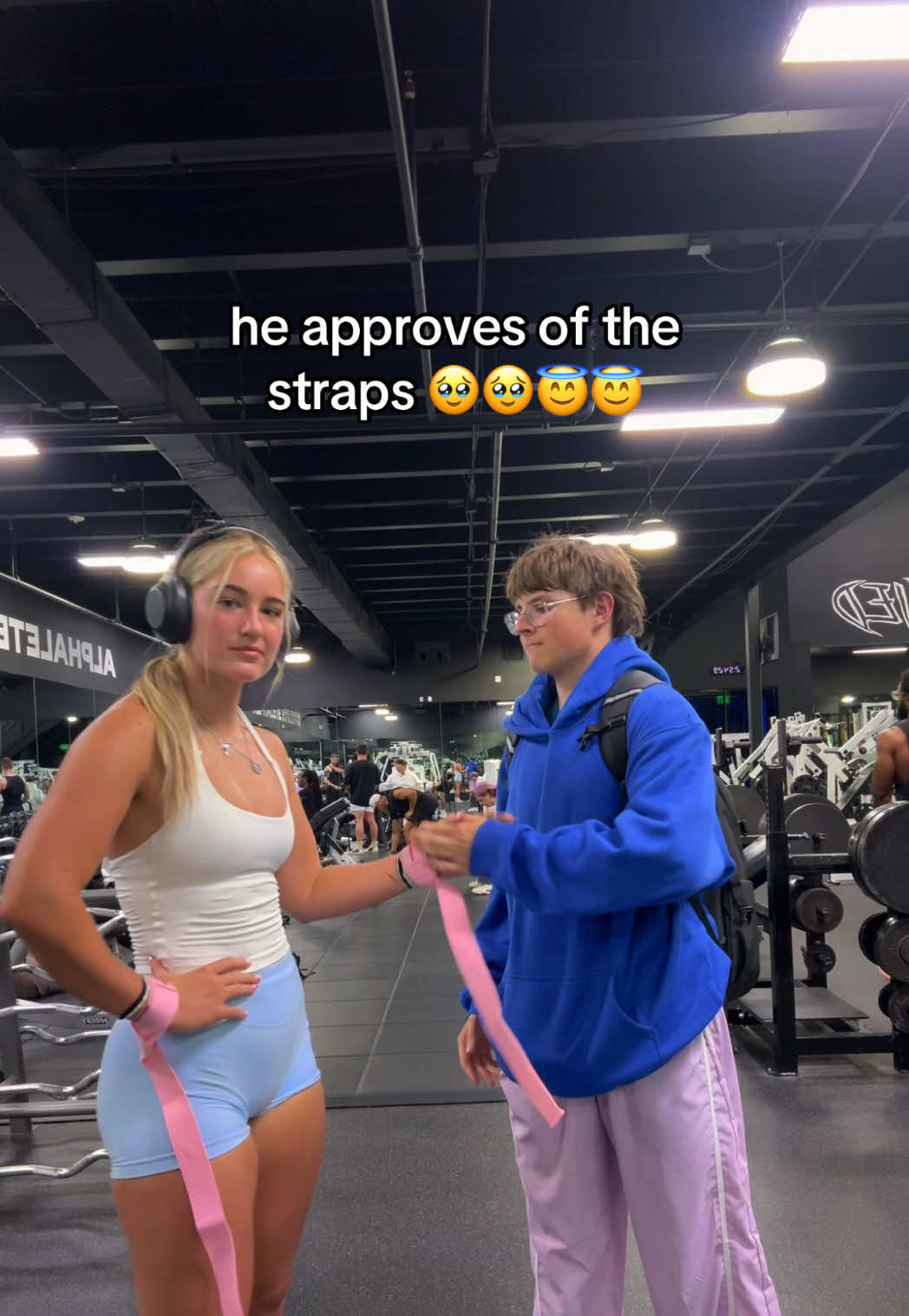 holy optimal!! 😛 #ekkovision#liftingstraps#tiktokshop#trenbaby#hypertrophy
