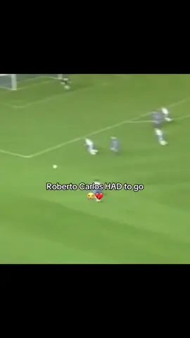 This guy was a different breed mun #robertocarlos🇧🇷 #football #Soccer #fyp #viral 