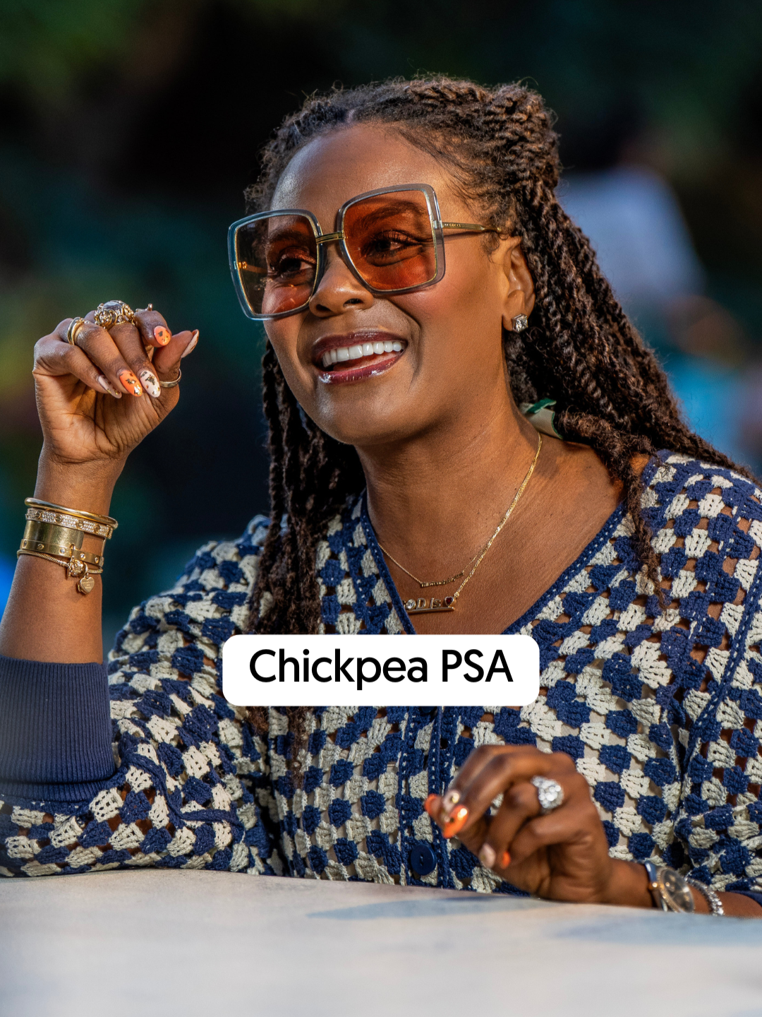 Hit me with a ✊🏾 if you were today years old when you learned a chickpea = garbanzo bean!? Where my Spanish speaking folks at? In the Caribbean it’s “Channa.” Don’t say I never taught you anything.  I tore that damn store up couldn’t find one can of chickpeas! GARBANZO galore tho! Lucky me. 😂 Meanwhile @iamtabithabrown was done with me and @kevonstagetiktok 😅