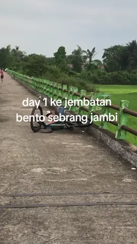 cerito nyo nak bikin vidio kalcer rupo nyo jekpot#pesepedaindonesia #sepeda #fomo #kalcer #jambipride 