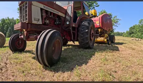 #farmersdaughter #maine #farmlife #johndeere #cow #hay #hayfarmer #haywagon #barn #farm #crop #bailing 
