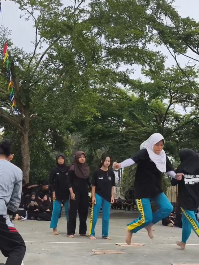 Day 1 ikutan lomba #fyp #4u #lomba17agustus #smkbisasmkhebat 
