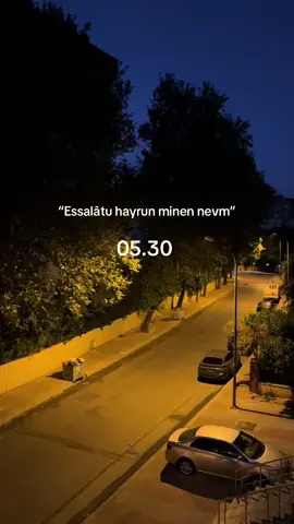 “Essalâtu hayrun minen nevm” Namaz uykudan hayırlıdır ❤️  #namaz #sabahnamazı 