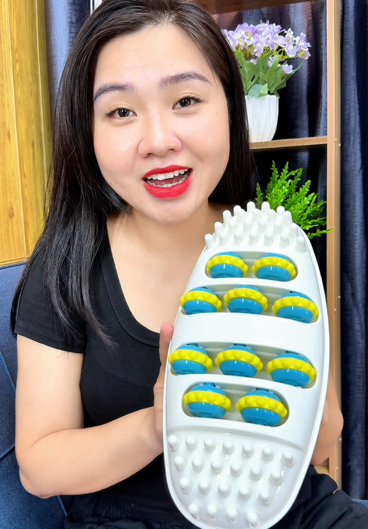 Dụng cụ massage bàn chân khơi thông kinh mạch. #massagechan #xuhuong #bongbuongbinh 