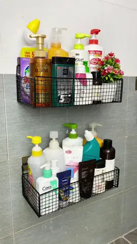 Combo 2 kệ dán tường nhà tắm và tường nhà bếp để đồ dùng gọn gàng tiết kiệm không gian nữa đây ạ , giá hời mọi người tranh thủ săn nha  @Ngân BaBy 95  @Ngân BaBy 95  @Ngân BaBy 95  #kedantuong #kededo #kedantuongnhatam #kededonhabep #kededonhatam 