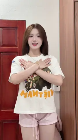 Khát vọng tuổi trẻ 🥰 này trở đii gặp tui sẽ mặc áo này đến hết 2/9 nhé#xuhuongtiktokk #fide #fidé #aovietnam 