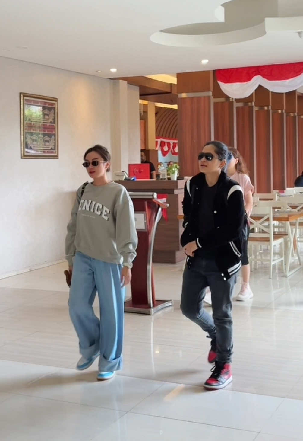 spotted Mita and Dara from @THE VIRGIN in Crystal Lotus Hotel 👀 Ini kedua kalinya The Virgin merasakan pengalaman menginap di Crystal Lotus, kalo kamu kapan? 🧐 Mumpung lagi ada promo SALEbration start from 417.000/room/night cuma di bulan Agustus ini dan ada tambahan diskon 8% buat kamu yang ulang tahun tanggal 17 Agustus 🥳 More info and reservation ☎️ (0274) 6429799 📞 +62 813 9245 7799 #visitjogja #hoteljogja #promohoteljogja #rekomendasihotel #hotelbintang4 
