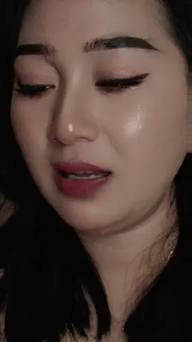 😭😭