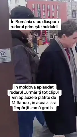 Huiduieli și aplauze plătite cu un blid de zamă rece