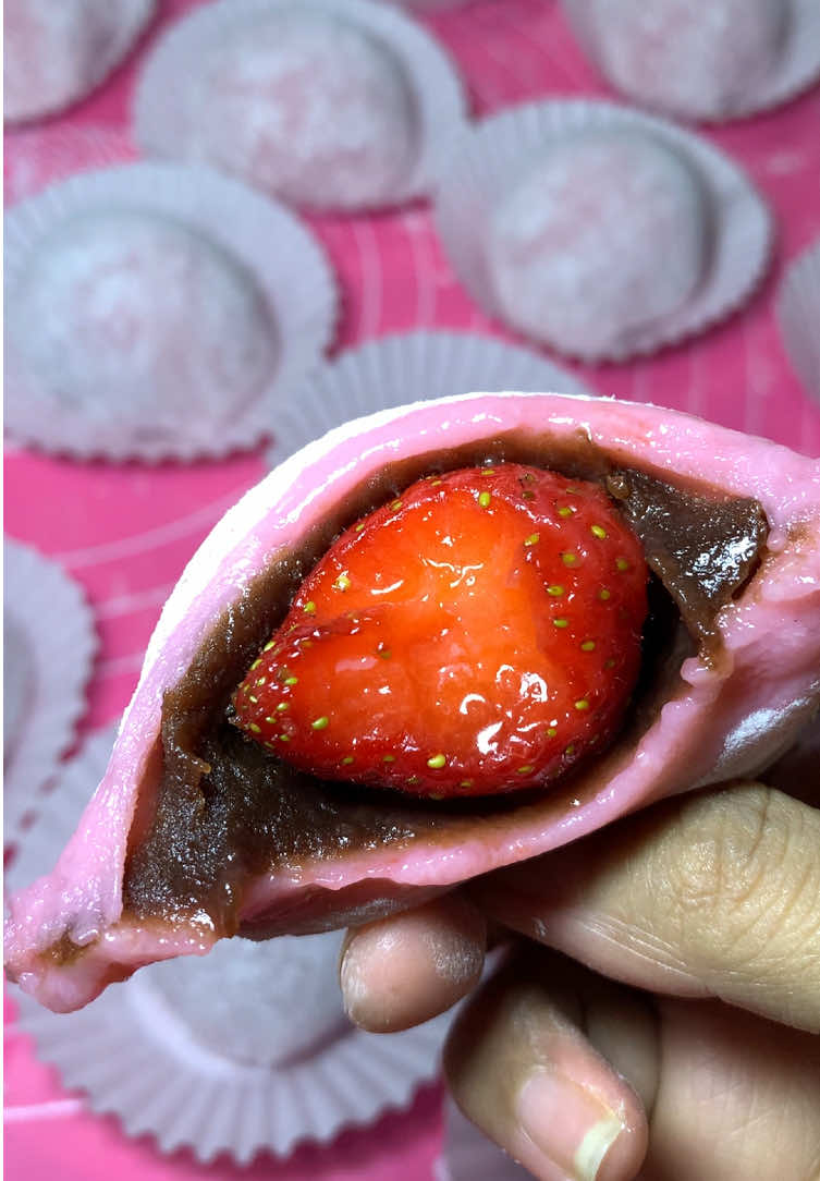 Siap yg masih suka daifuku hingga saat ini? 🤤🥰 #mochi #daifuku #SmallBusiness #homemade #mochidaifuku 