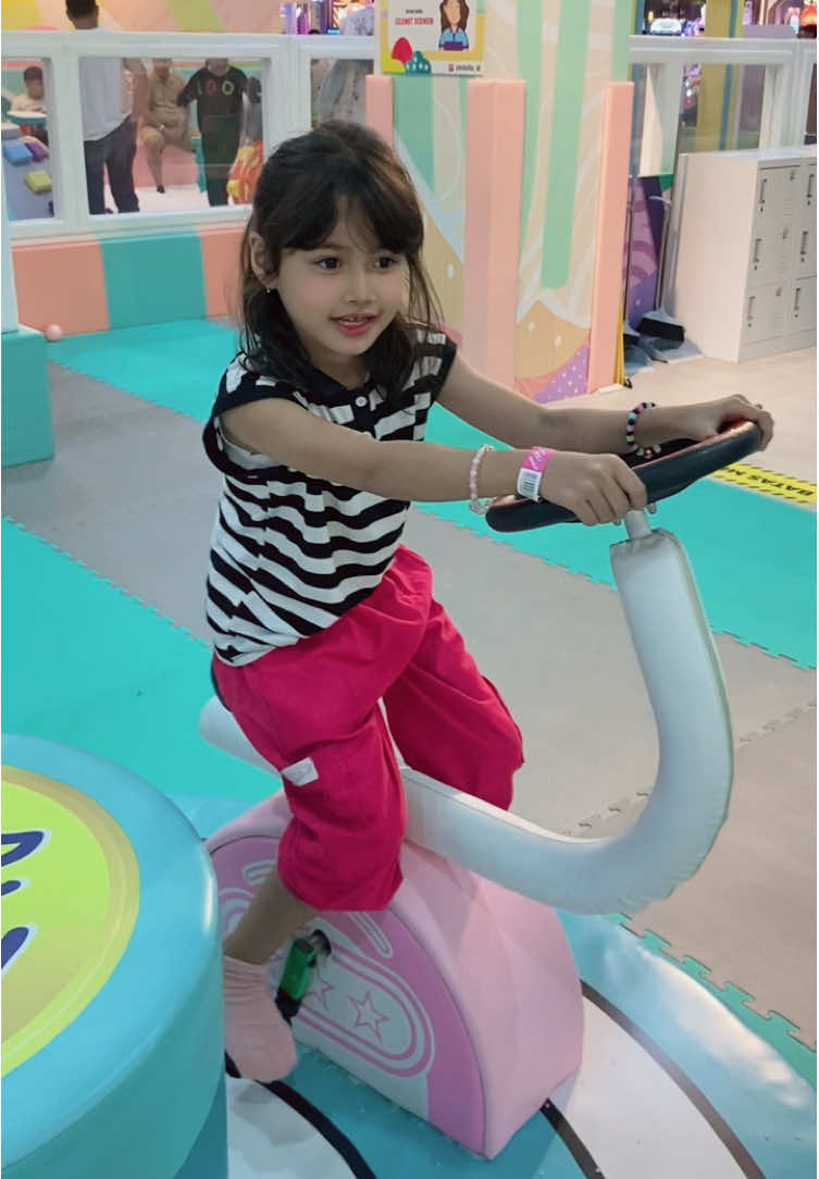 Ada yg mau main sama aku ga? ⁉️🥰 #timezone #game ##playground ##fyp #trending 